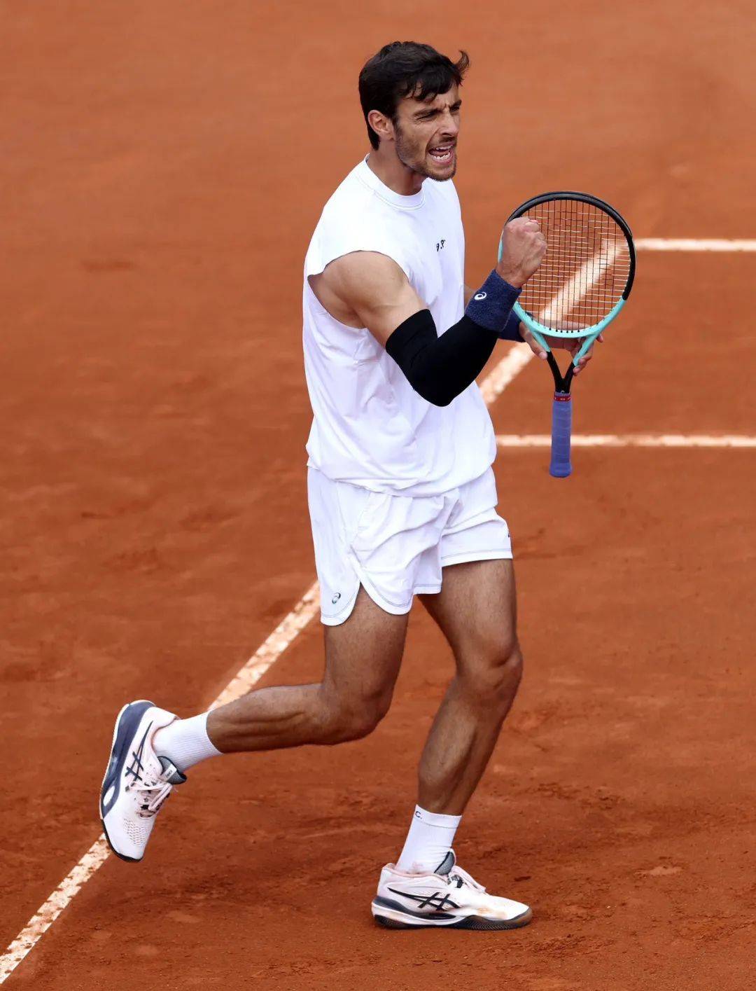 倒贴钱追梦 倒贴钱追梦